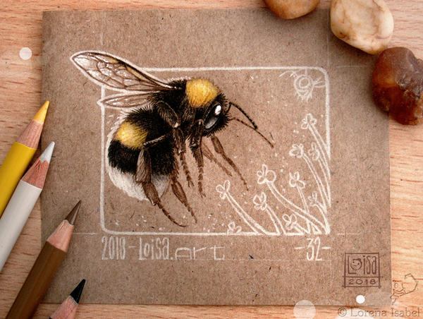 32 - Bumblebee - by Loisa