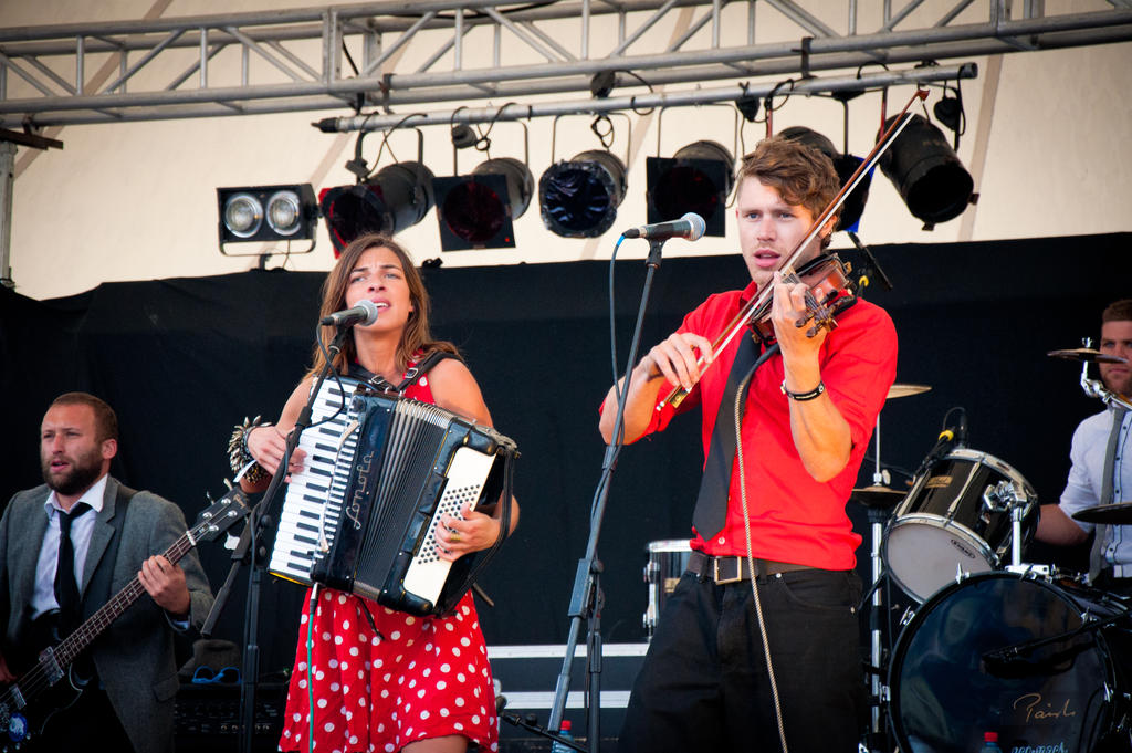 Molotov Jukebox