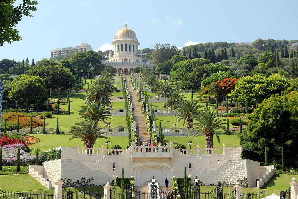 Israel-Bahai-Gardens2