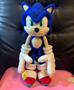 Amigurumi Sonic the Hedgehog