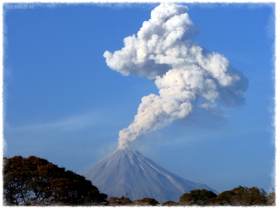 VOLCAN DE COLIMA