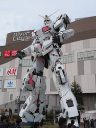 Unicorn Gundam Statue (Transformed)