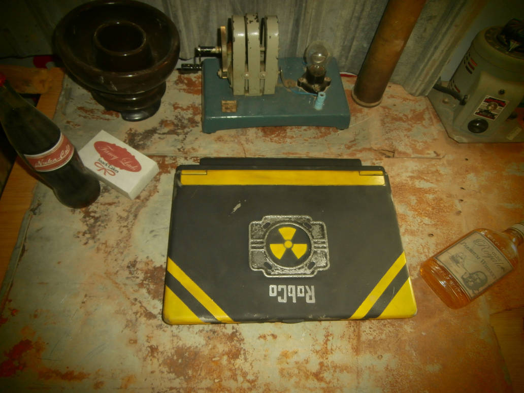 Fallout laptop by cory27 on DeviantArt