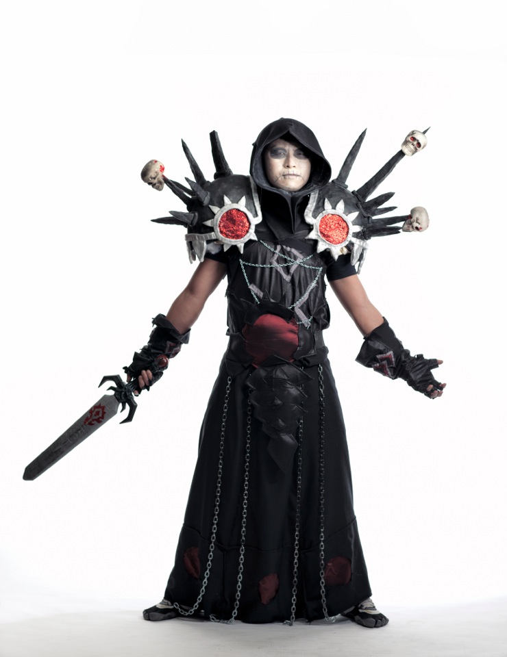 Warlock Tier 5 Cosplay I