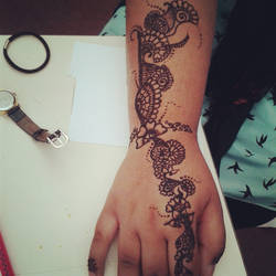 Stage Henna