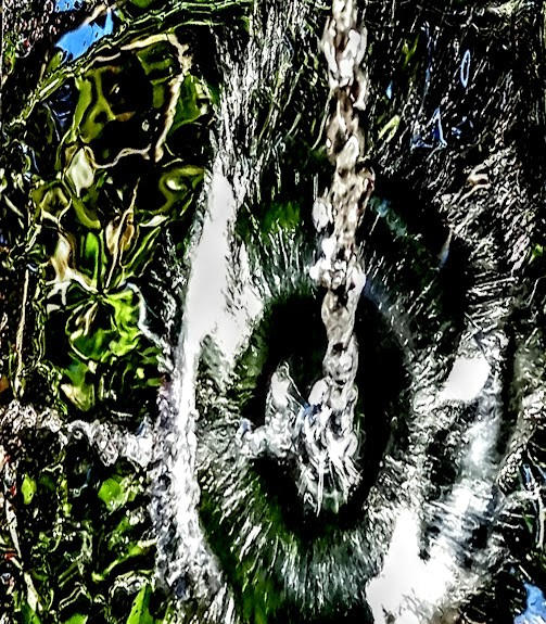 The chain echo by Deandra10 on DeviantArt