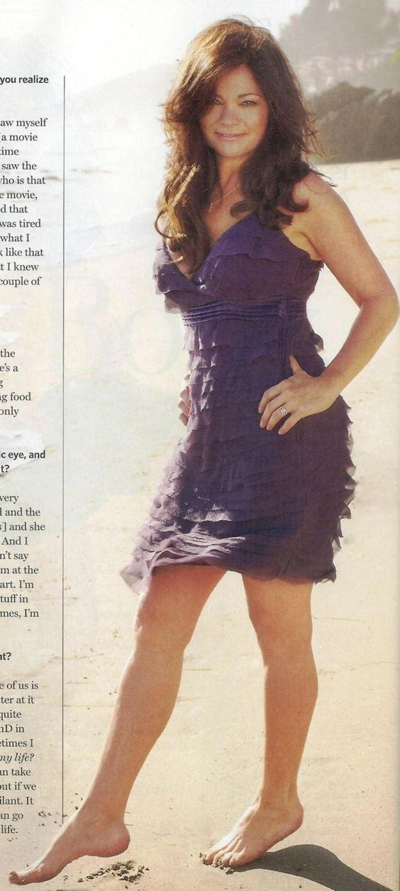 Valerie Bertinelli purple dress by Longtimerecovery on DeviantArt