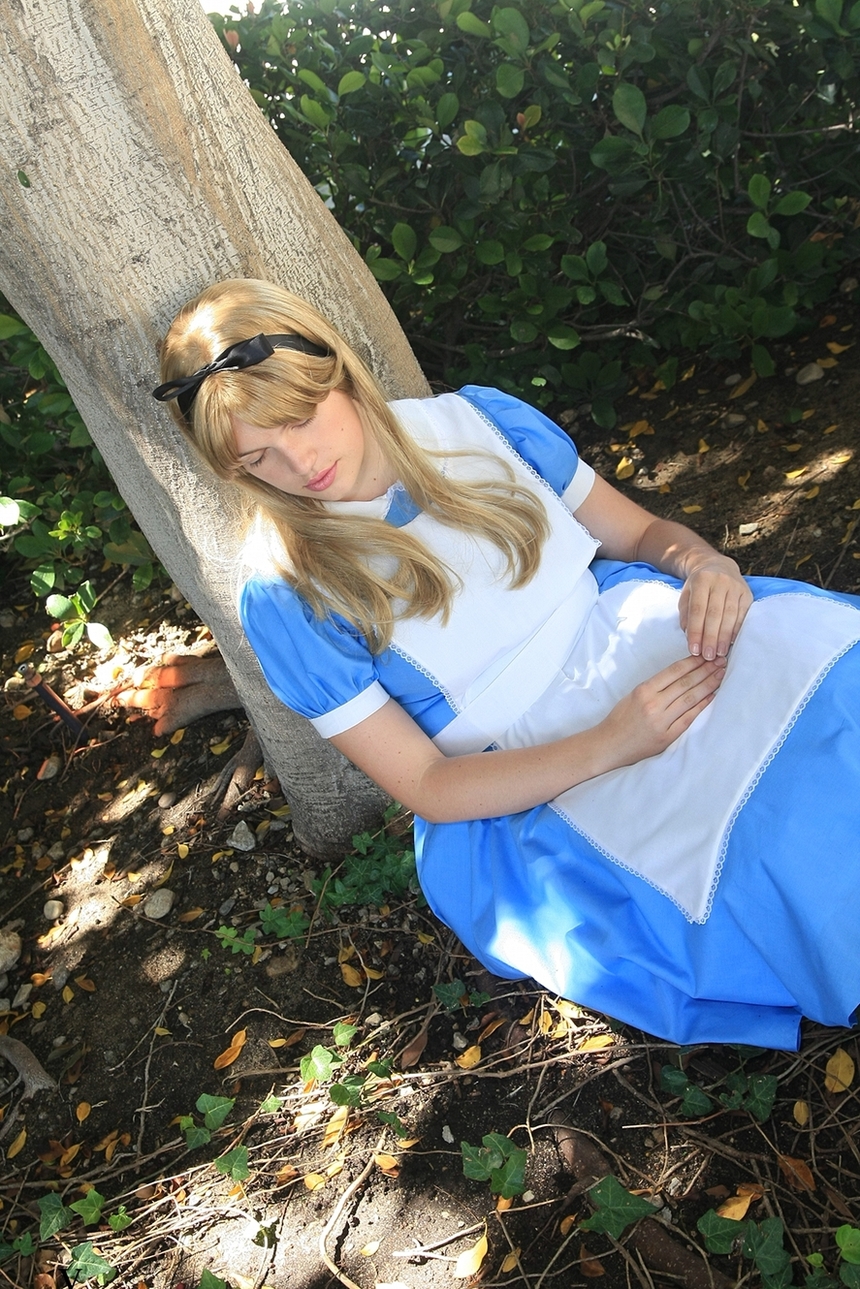 Alice in Wonderland Cosplay