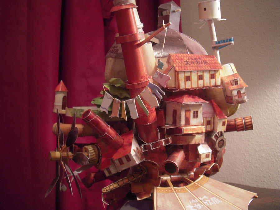 Howls Moving Castle Papercraft by thecontessina