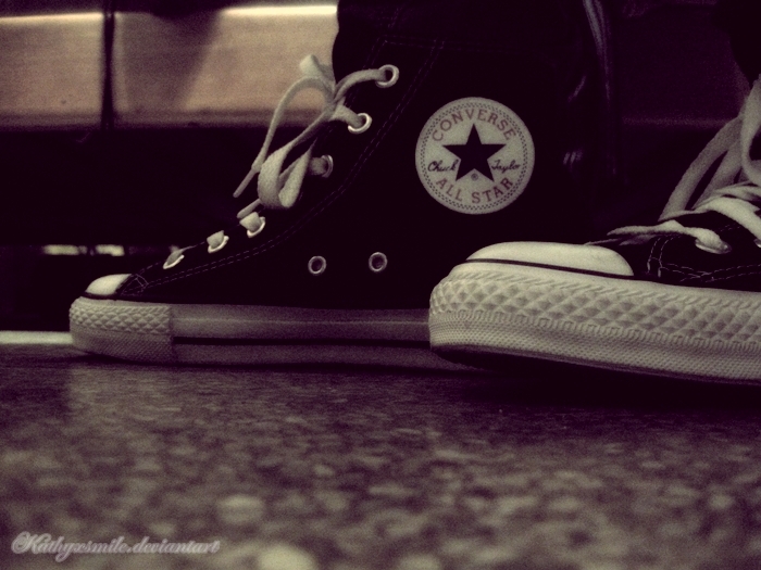 Converse in my feets.