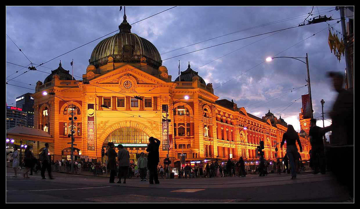 flinders station pano