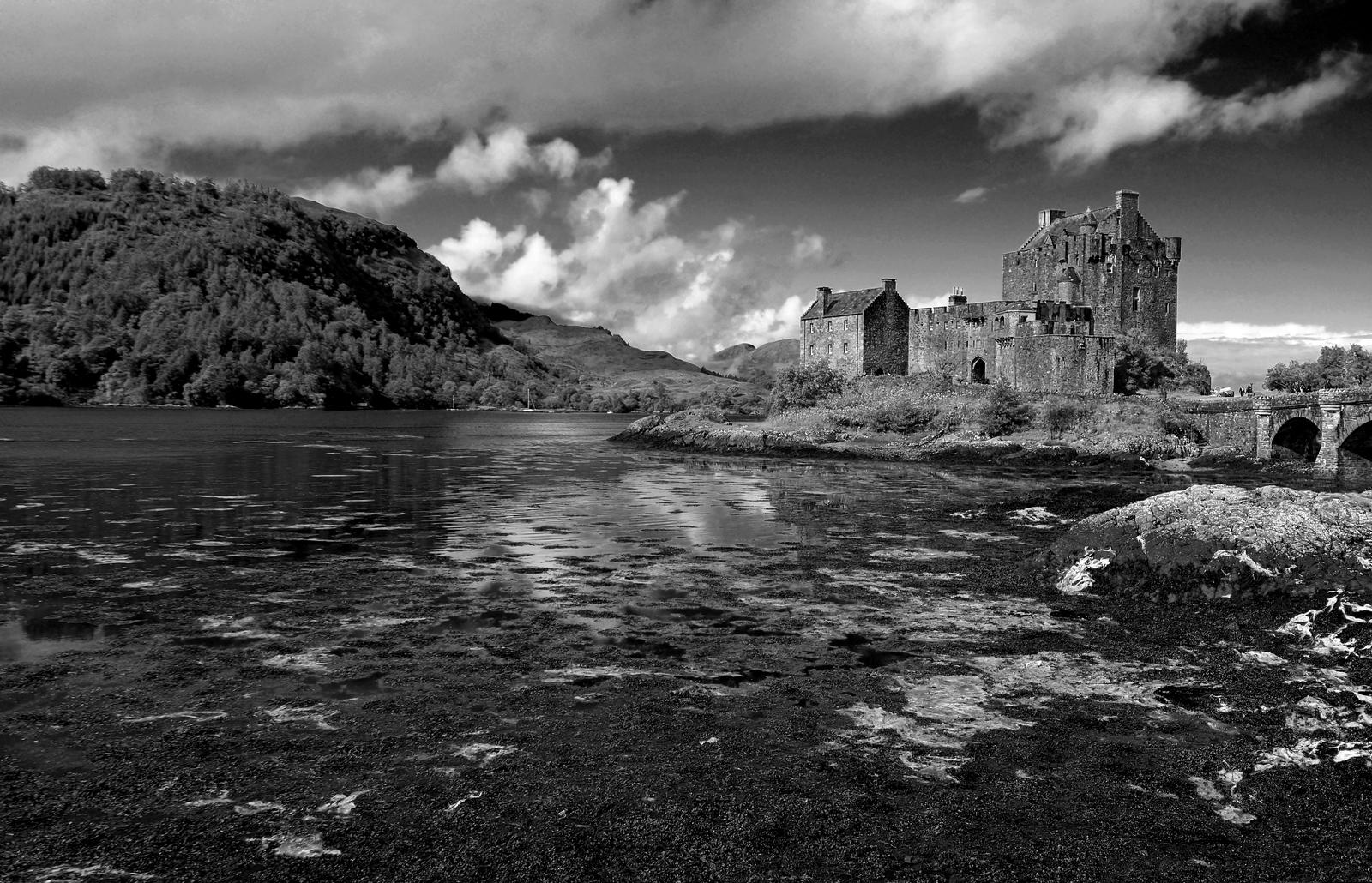 Eilean Donan Castle 3