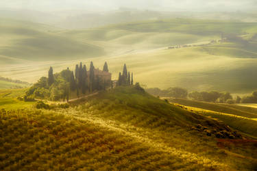 Podere Belvedere in the mist- 5:52 AM by CitizenFresh