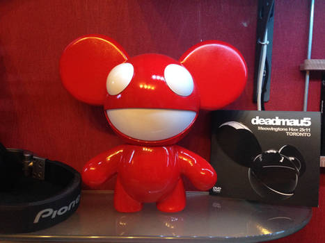 Deadmau5 Figure