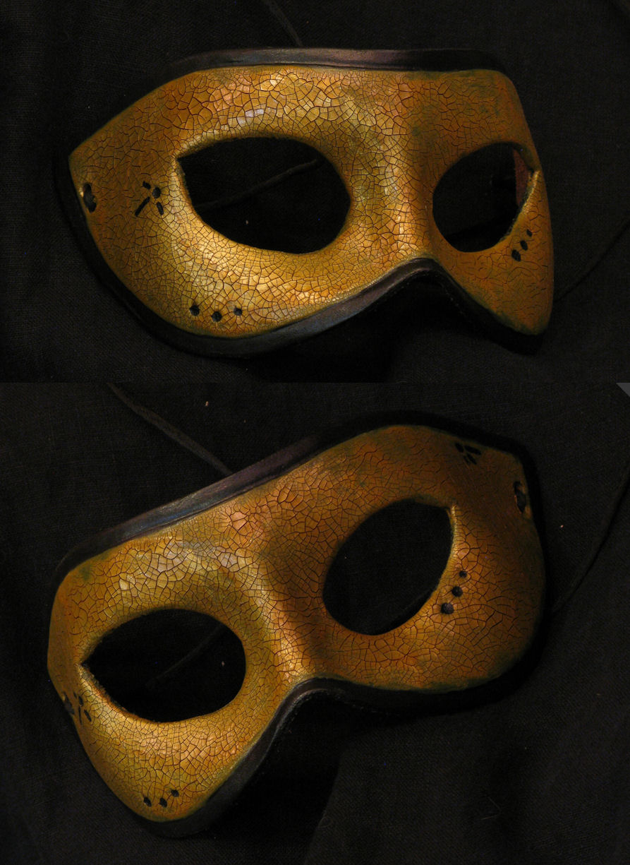 bronze crackle mask