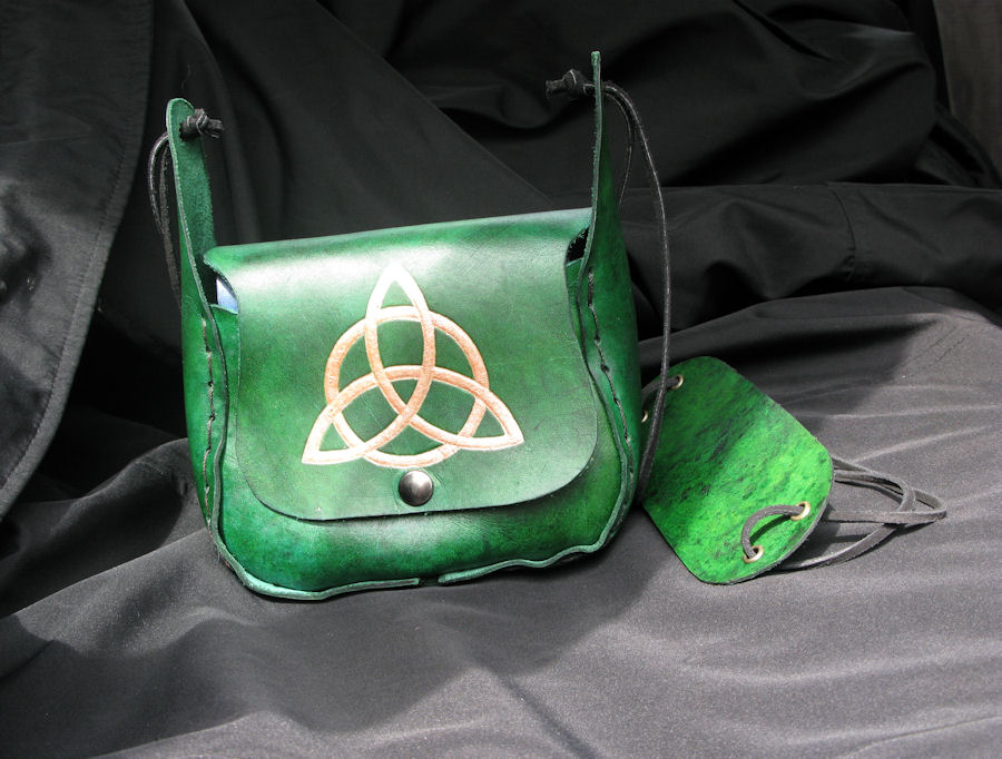 triquetra purse