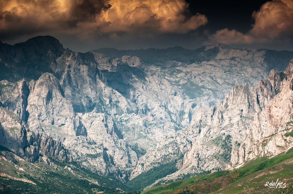 Bad weather upon the Picos