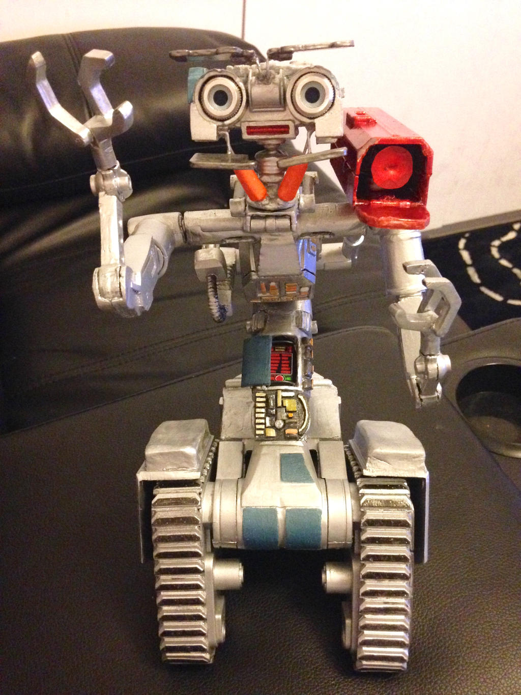 Johnny 5 Rabbit Johnny Five toy by Jayluke2006 on DeviantArt