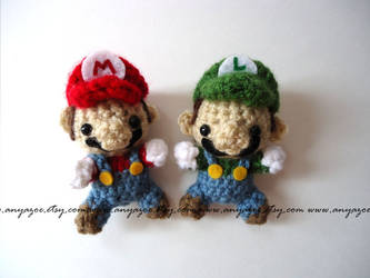 Mario and Luigi Amigurumi