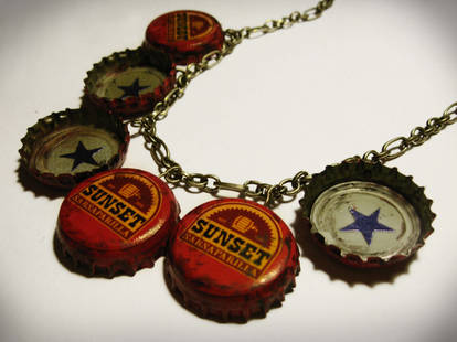 Sunset Sarsaparilla Star Bottle Cap Necklace