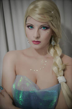 Ice Queen Elsa | Makeup Inspired