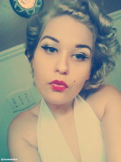 Marilyn Monroe makeup