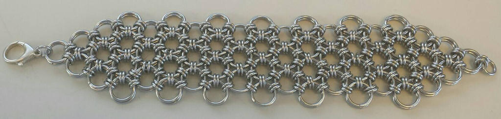 Japanese 12 in 2 chainmaille bracelet 