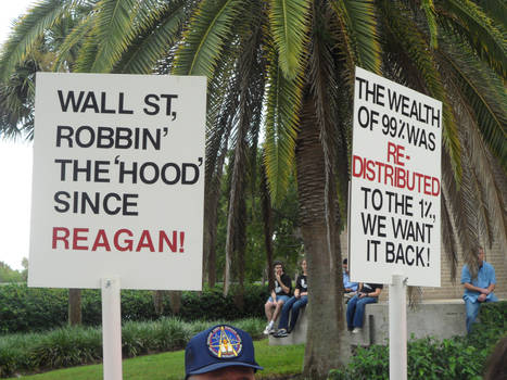 ...Robbin' the 'hood'...