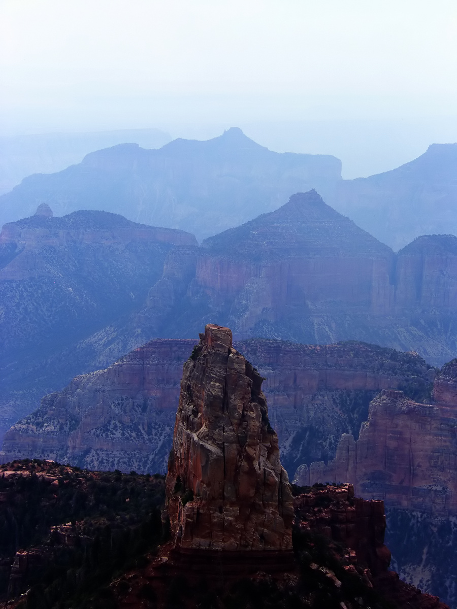 GRAND CANYON LAYERED HORIZONS