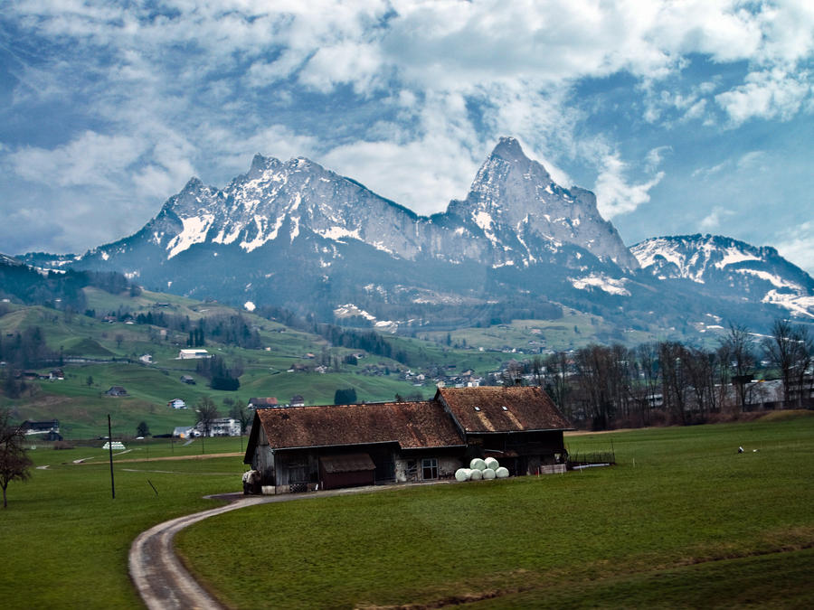 Ферма в швейцарии Ферма в швейцарии