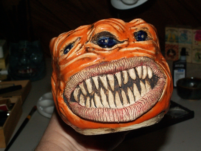 SCARY PUMPKIN MUG