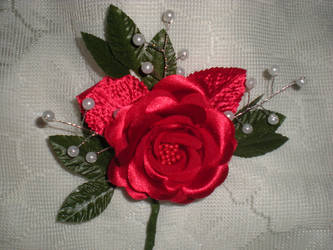 Christmas Romance Boutonniere