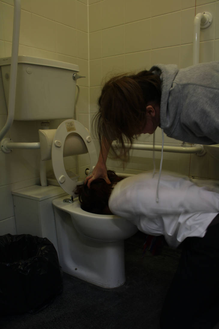 Getting Flushed flushing peformance 3 by loobyloukitty on DeviantArt