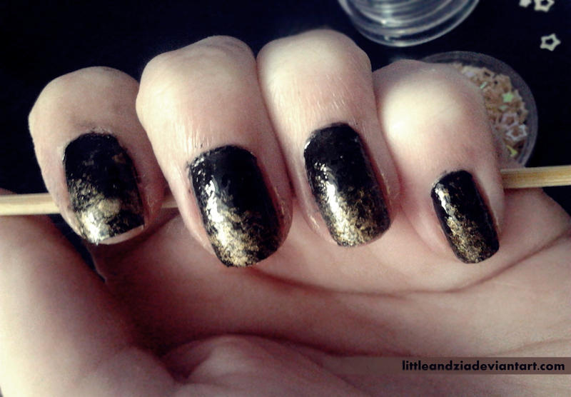 Black and gold by LittleAndzia