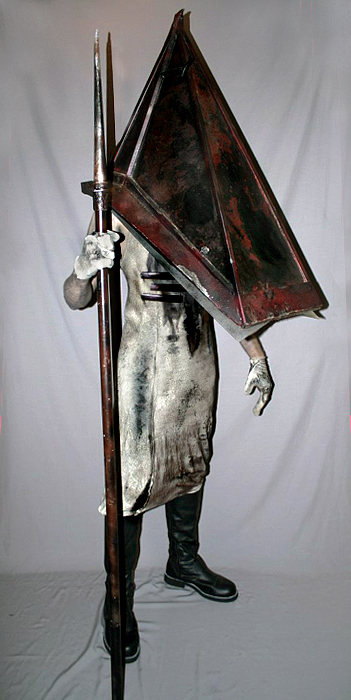 Pyramid Head Cosplay Helmet - Part 1 