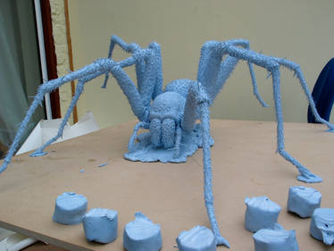 blu tack spider details