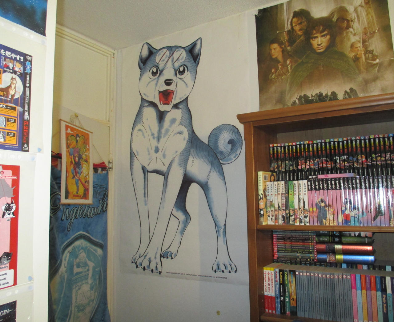 Gin, Lord of my wall by methpring