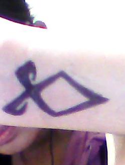 Angelic Rune by thefangirlingnerd on DeviantArt