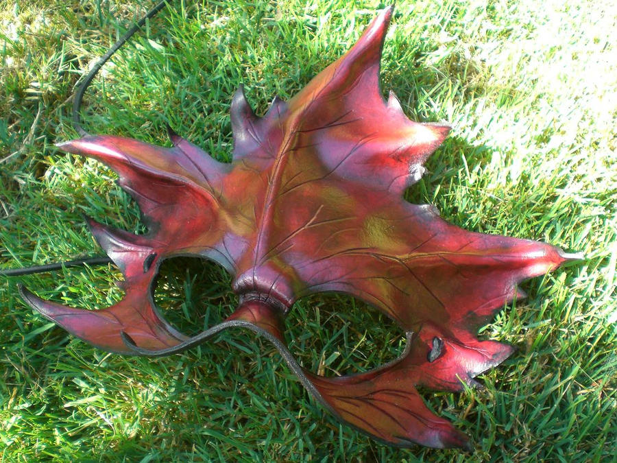 Red Maple Leaf Mask