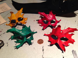 Mini leather leaf masks