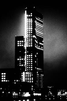 Maastower -bw-