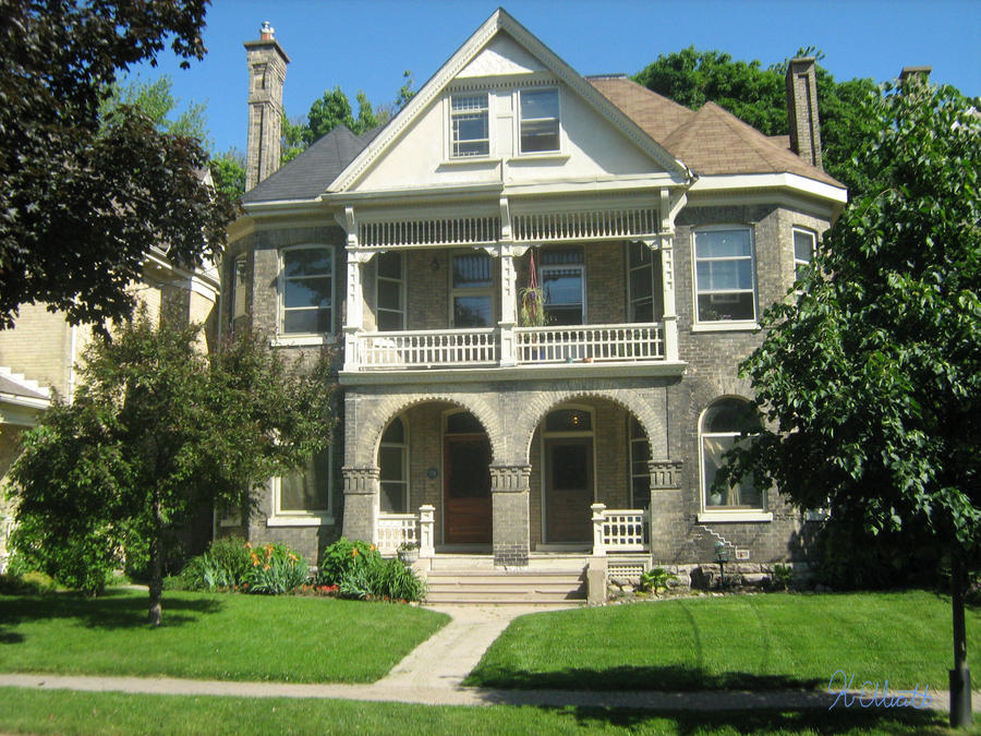 photo Symmetrical Photos At Home a symmetrical house by kurista on