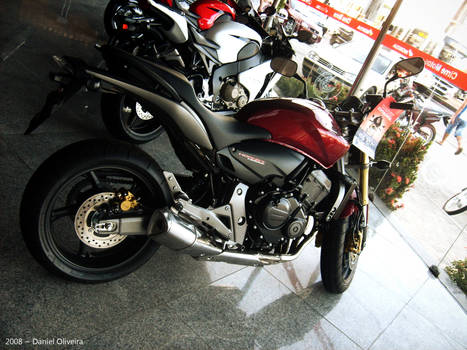 CB 600F Hornet