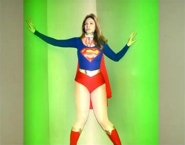 Melissa Benoist as supergirl alt costume 2