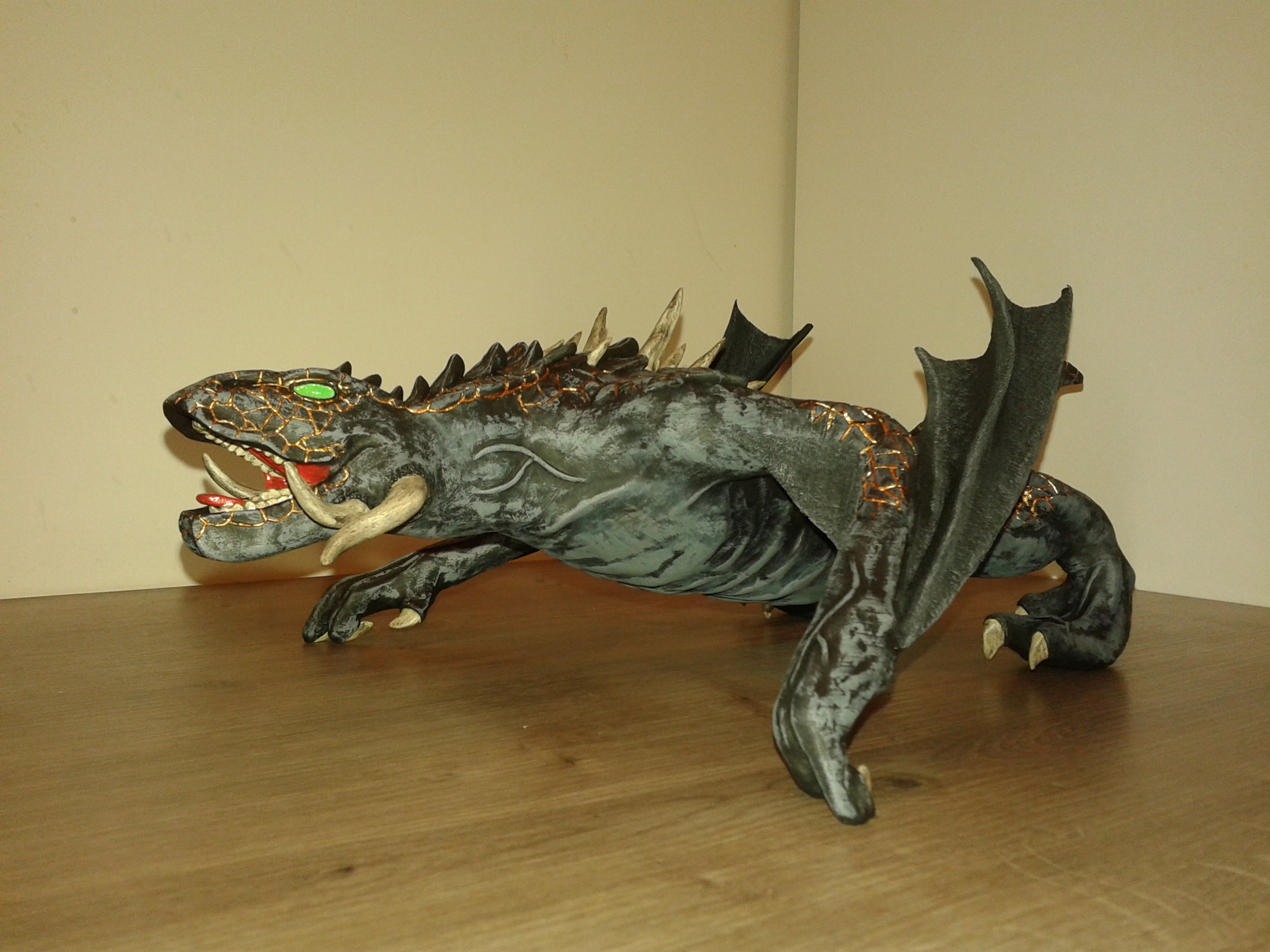 Game of Thrones Drogon sculpture 03