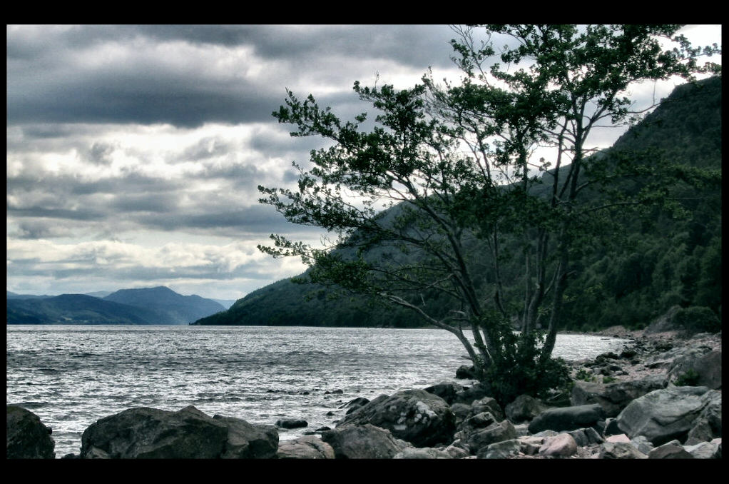 loch ness lake