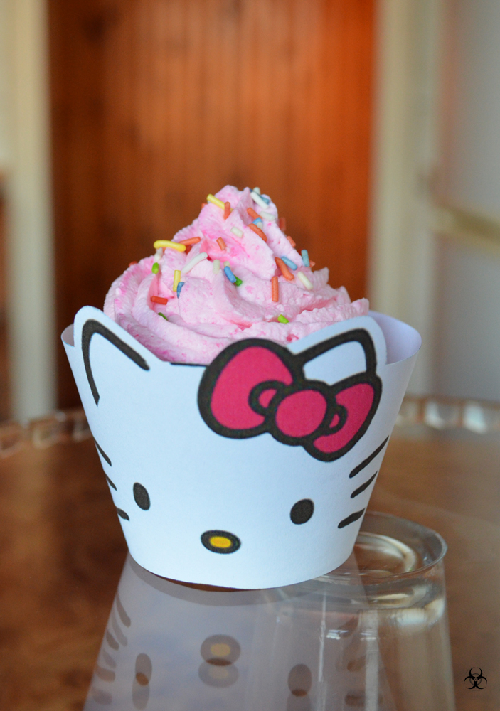 hello kitty cupcakes3