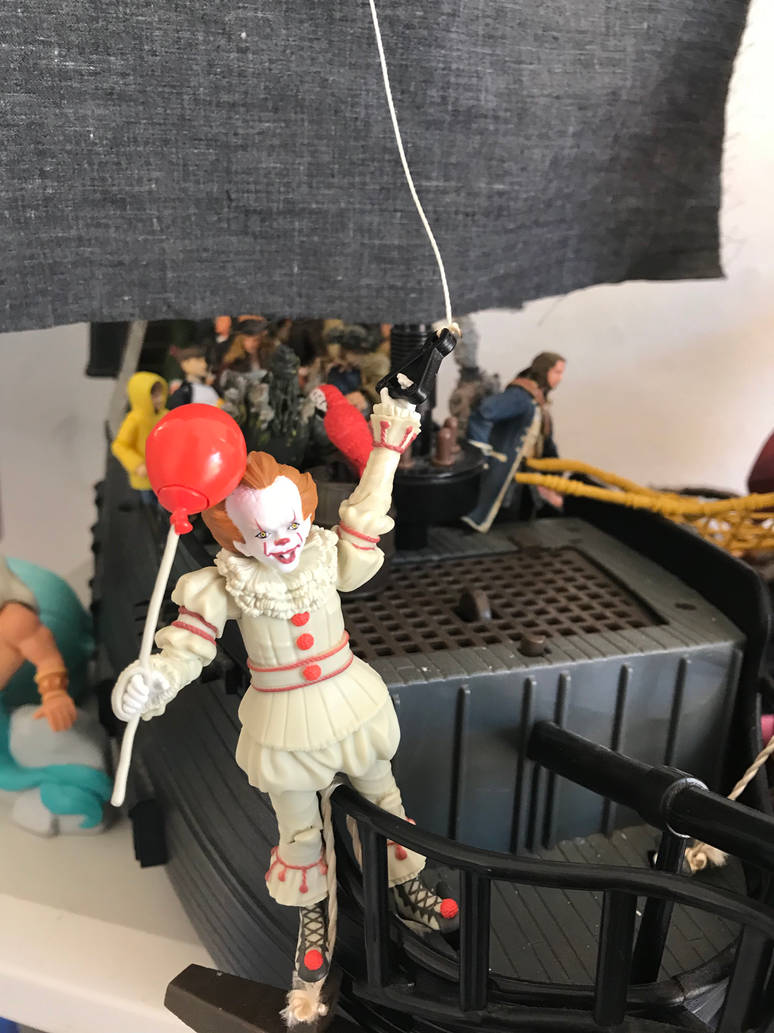 Pennywise floats in the Pearl by DramaDollLover on DeviantArt