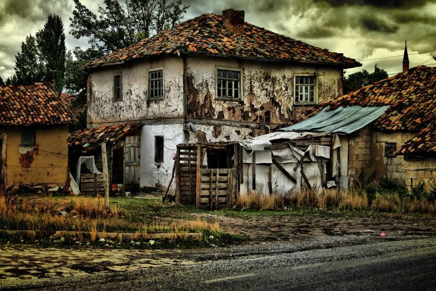 HDR Old Home