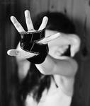 Don't hurt me and my Art. by Lukreszja